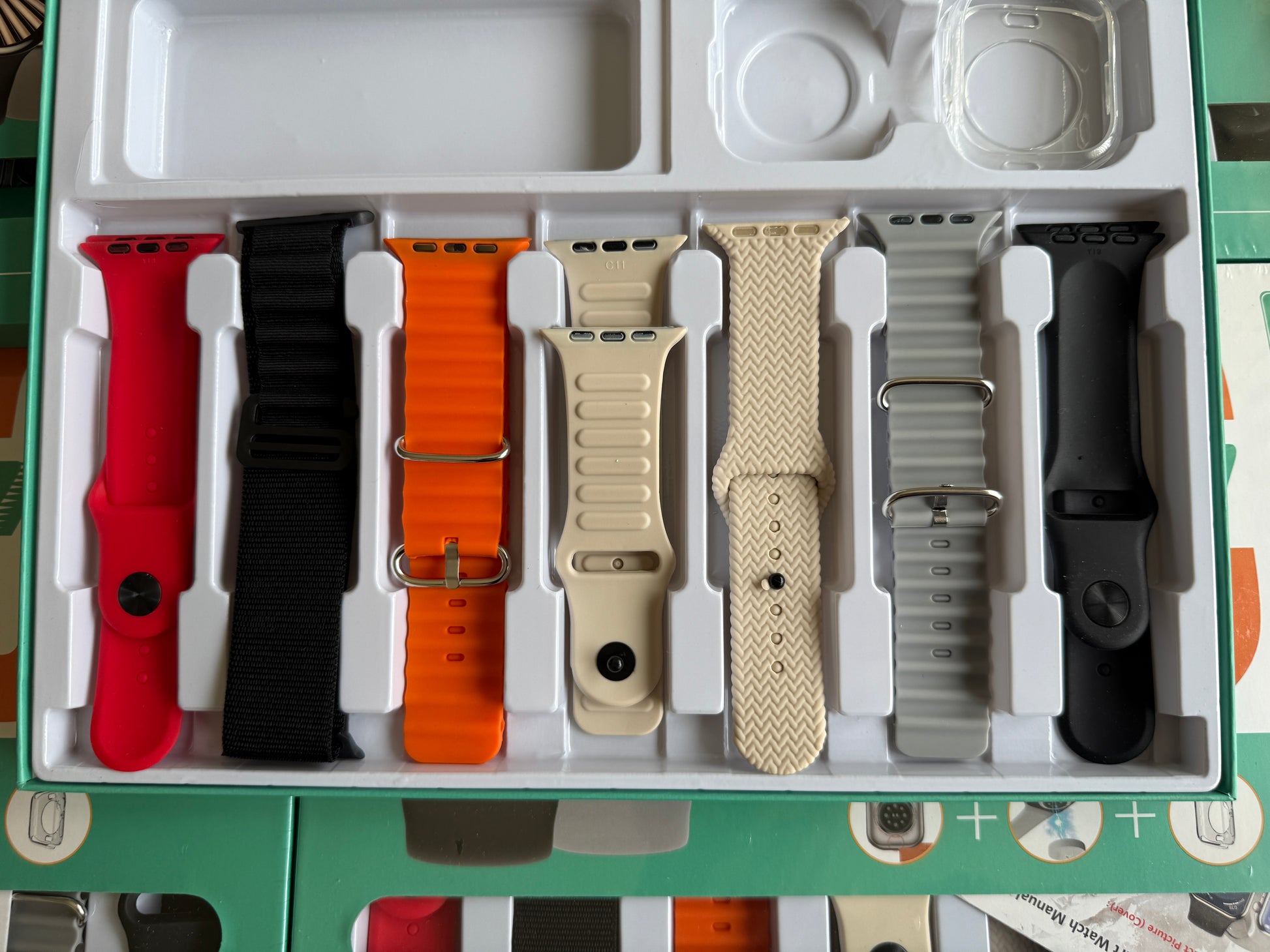 Smartwatch with 7 Straps, Bluetooth Earphones & Silicone Protective Cover - C60PRO - SuperHub