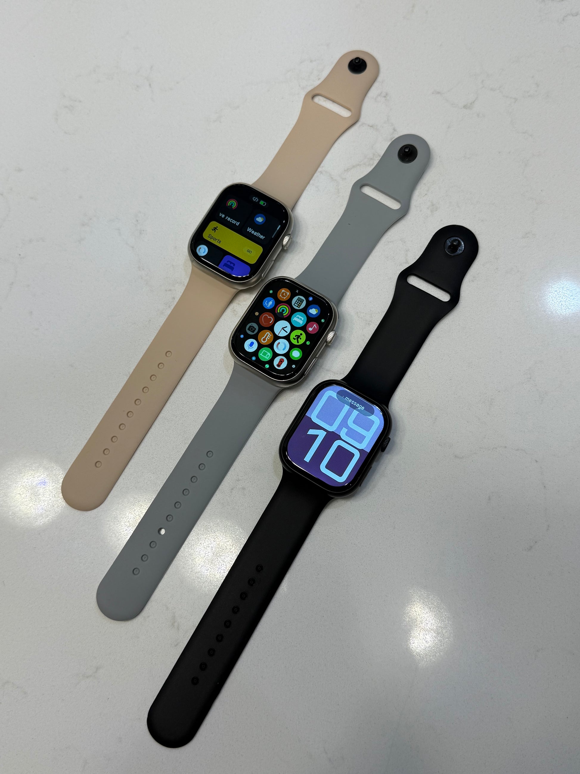 Smartwatch with Bluetooth Calling & Advanced Fitness Tracking - Stay Connected & Active - SuperHub