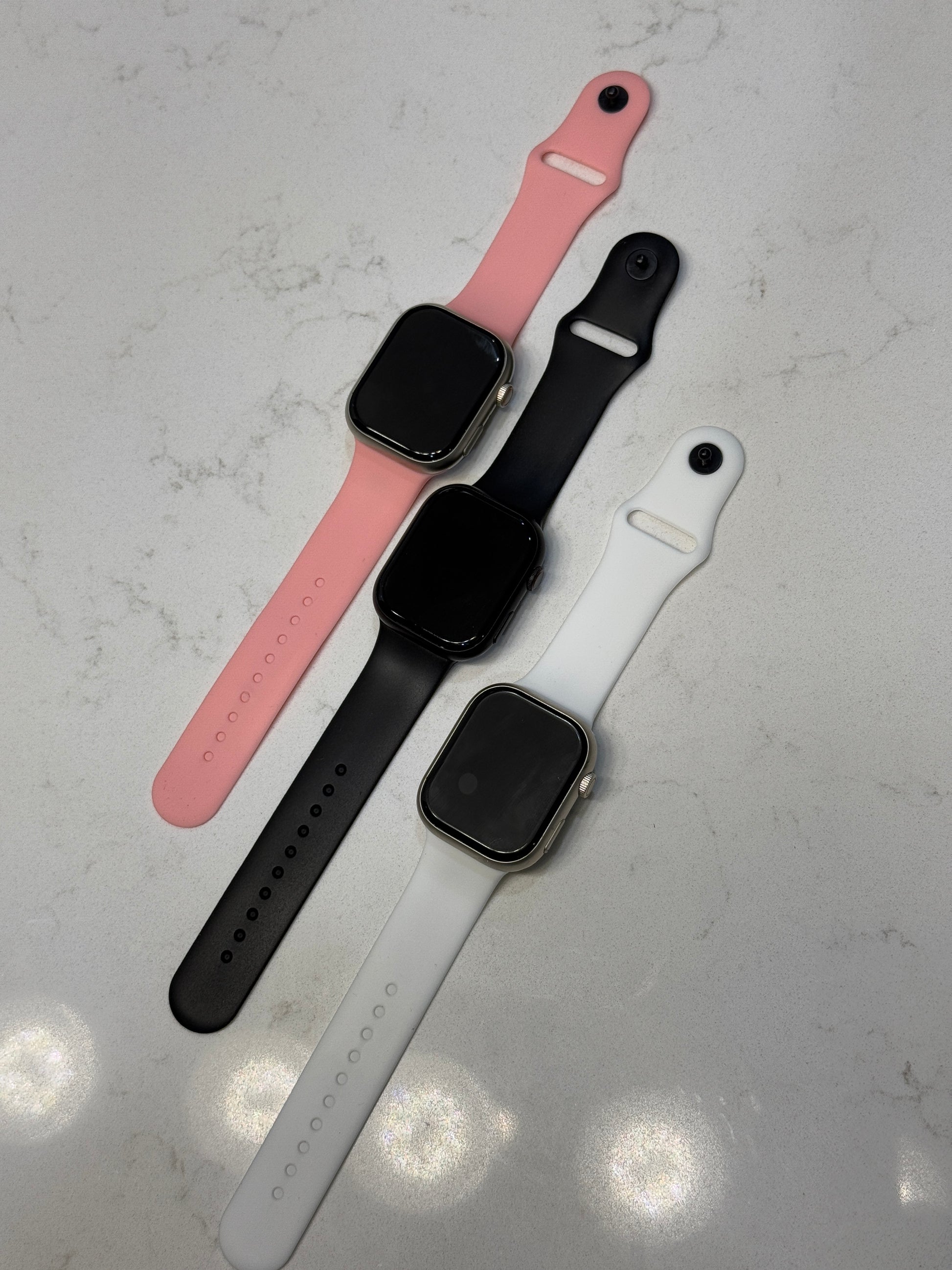 Smartwatch with Bluetooth Calling & Advanced Fitness Tracking - Stay Connected & Active - SuperHub