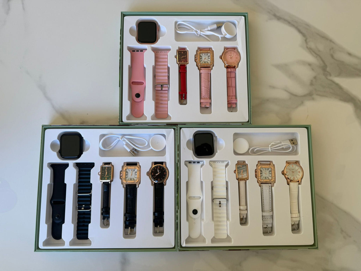 i-530 Mini Smartwatch & 3 Analog watches Set - SuperHub